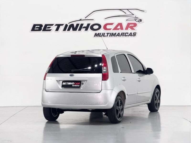 FIESTA 1.6 MPI 8V GASOLINA 4P MANUAL - 2004 - ESTâNCIA VELHA