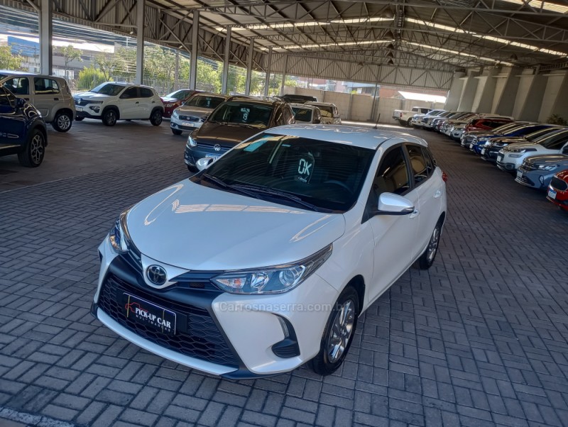 YARIS 1.5 XS 16V FLEX 4P AUTOMÁTICO - 2025 - CAXIAS DO SUL