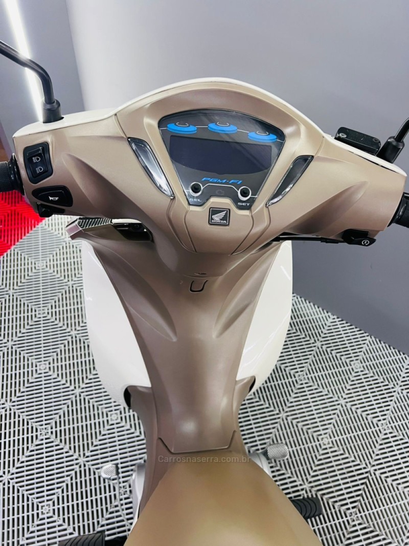 BIZ 125  - 2022 - CAMPO BOM