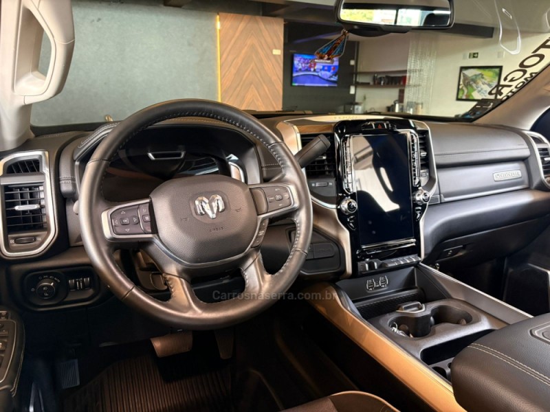 RAM 6.7 2500 LARAMIE 4X4 CD I6 TURBO DIESEL 4P AUTOMÁTICO - 2024 - CAMPO BOM