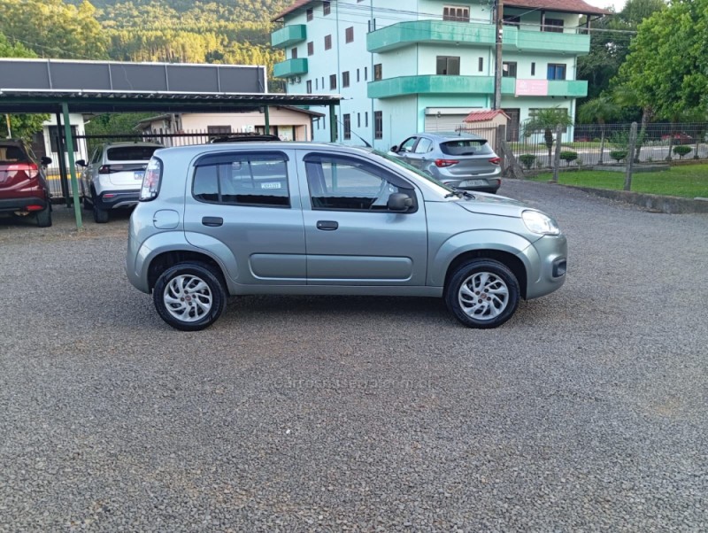 UNO 1.0 EVO WAY 8V FLEX 4P MANUAL - 2016 - PICADA CAFé
