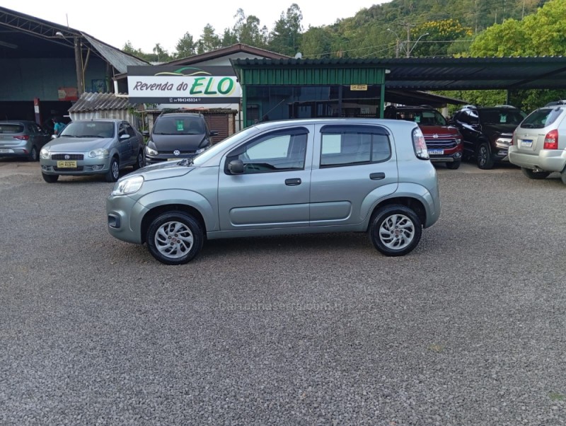 UNO 1.0 EVO WAY 8V FLEX 4P MANUAL - 2016 - PICADA CAFé