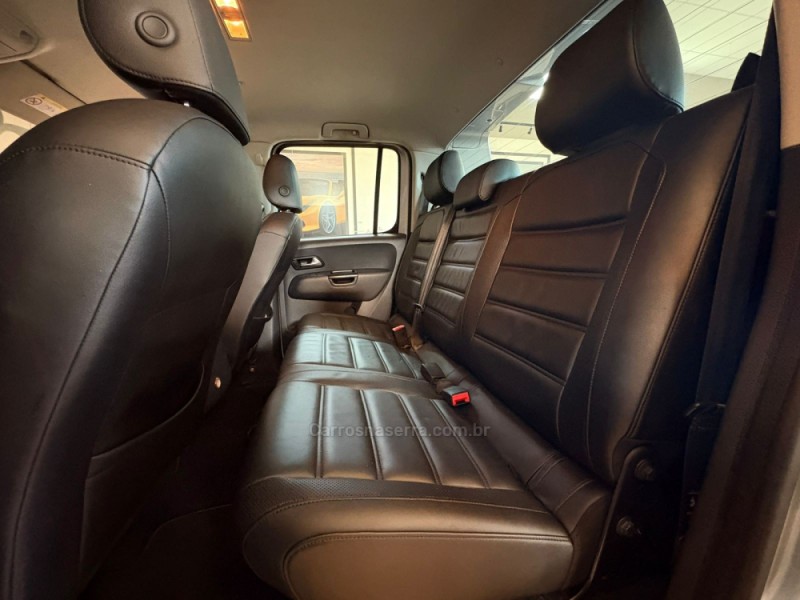 AMAROK 3.0 V6 TDI HIGHLINE CD DIESEL 4MOTION AUTOMÁTICO - 2018 - CAMPO BOM