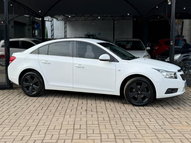 CRUZE 1.8 LT 16V FLEX 4P AUTOMÁTICO - 2014 - LAGOA VERMELHA