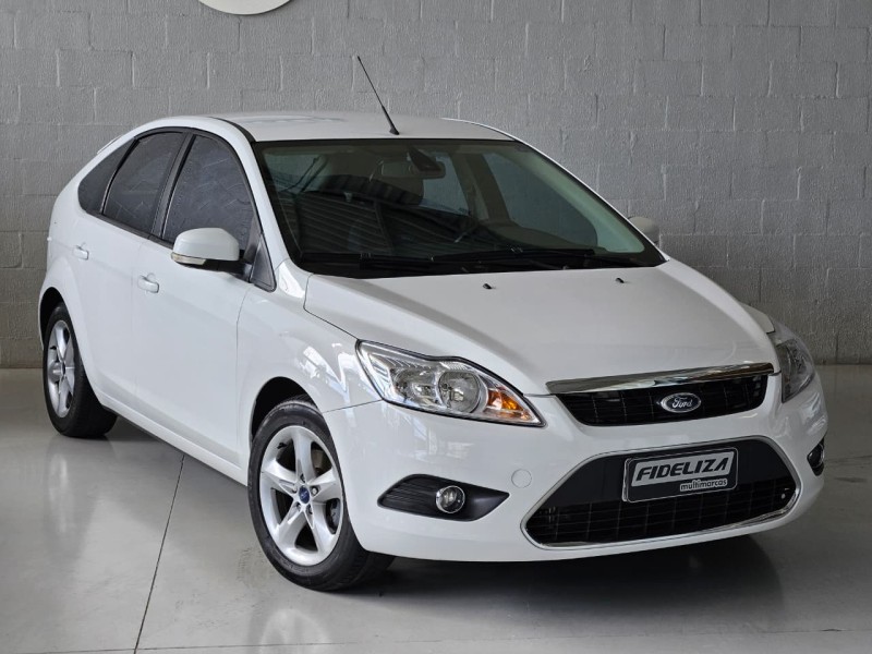 FOCUS 2.0 HC 16V FLEX 4P AUTOMÁTICO  - 2013 - FARROUPILHA