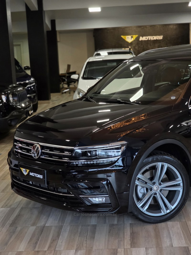 TIGUAN 2.0 ALLSPACE R-LINE 350 TSI 4X4 GASOLINA 4P - 2019 - CAXIAS DO SUL