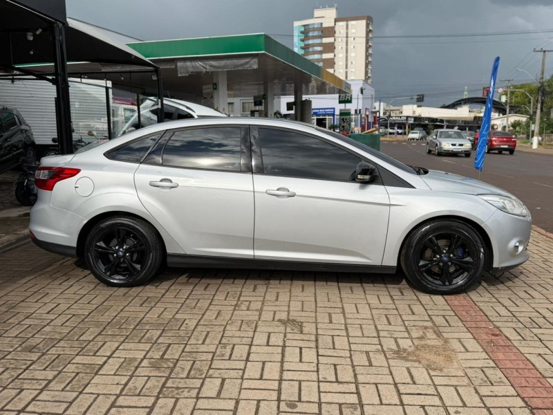 FOCUS 1.6 S 16V FLEX 4P AUTOMÁTICO - 2014 - LAGOA VERMELHA