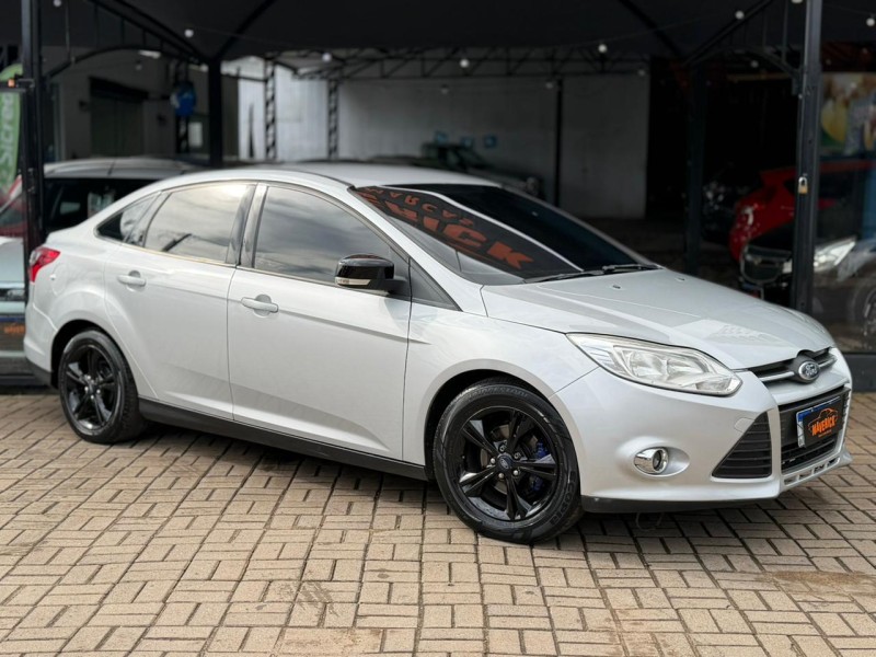 FOCUS 1.6 S 16V FLEX 4P AUTOMÁTICO - 2014 - LAGOA VERMELHA