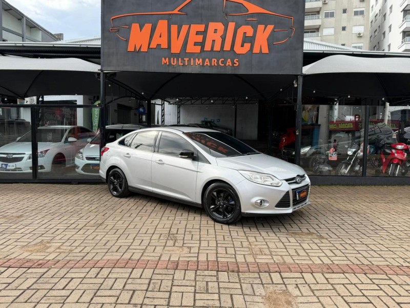 FOCUS 1.6 S 16V FLEX 4P AUTOMÁTICO - 2014 - LAGOA VERMELHA