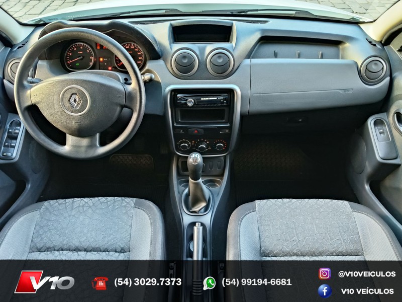 DUSTER 1.6 EXPRESSION 4X2 16V FLEX 4P MANUAL - 2013 - CAXIAS DO SUL