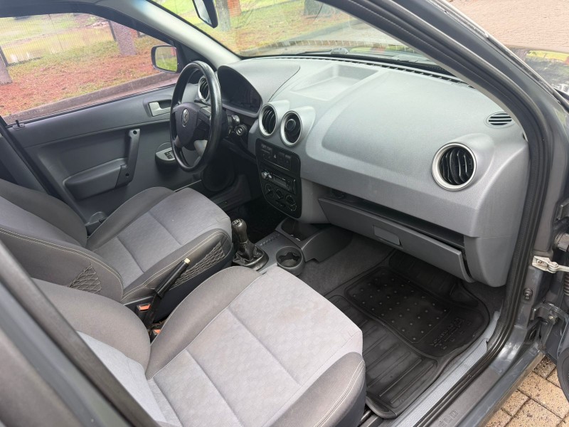 PARATI 1.8 MI TRACK & FIELD 8V FLEX 4P MANUAL G.IV - 2007 - CAXIAS DO SUL