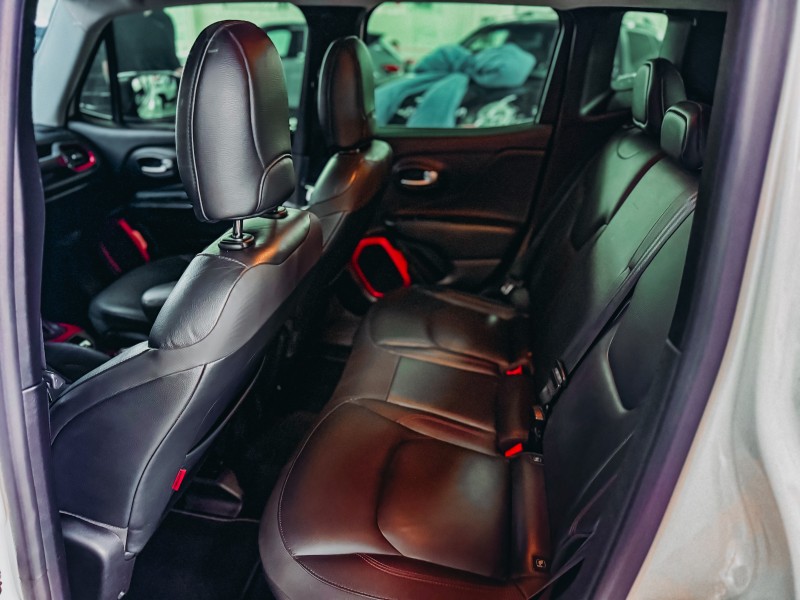 RENEGADE 2.0 16V TURBO DIESEL TRAILHAWK 4P 4X4 AUTOMÁTICO - 2016 - CAXIAS DO SUL