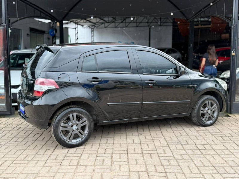 AGILE 1.4 MPFI LTZ 8V FLEX 4P MANUAL - 2011 - LAGOA VERMELHA