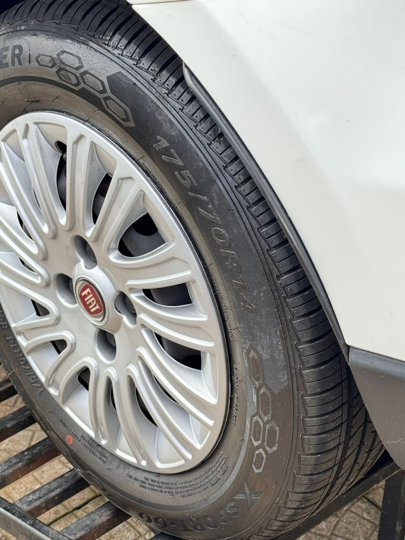 GRAND SIENA 1.4 MPI ATTRACTIVE 8V FLEX 4P MANUAL - 2014 - CAXIAS DO SUL