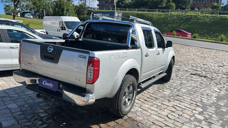FRONTIER 2.5 SE ATTACK 4X4 CD TURBO ELETRONIC DIESEL 4P MANUAL - 2013 - FARROUPILHA