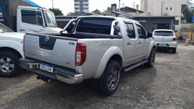 FRONTIER 2.5 SE ATTACK 4X4 CD TURBO ELETRONIC DIESEL 4P MANUAL - 2013 - FARROUPILHA