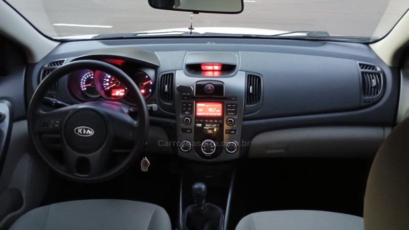 CERATO 1.6 SX3 16V FLEX 4P MANUAL - 2011 - CAMPO BOM