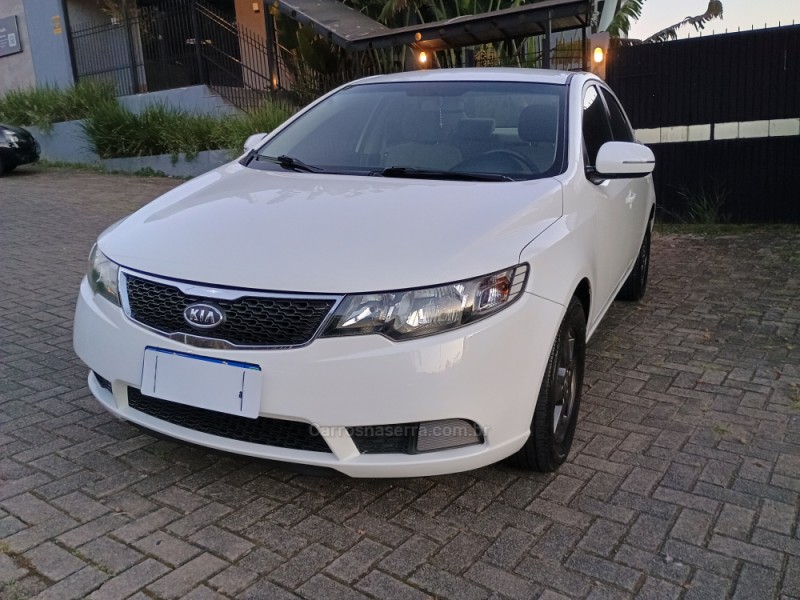 cerato 1.6 sx3 16v flex 4p manual 2011 campo bom