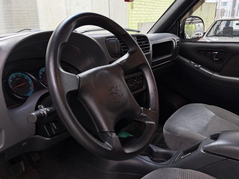 S10 2.4 MPFI ADVANTAGE 4X2 CD 8V FLEX 4P MANUAL - 2010 - CAXIAS DO SUL