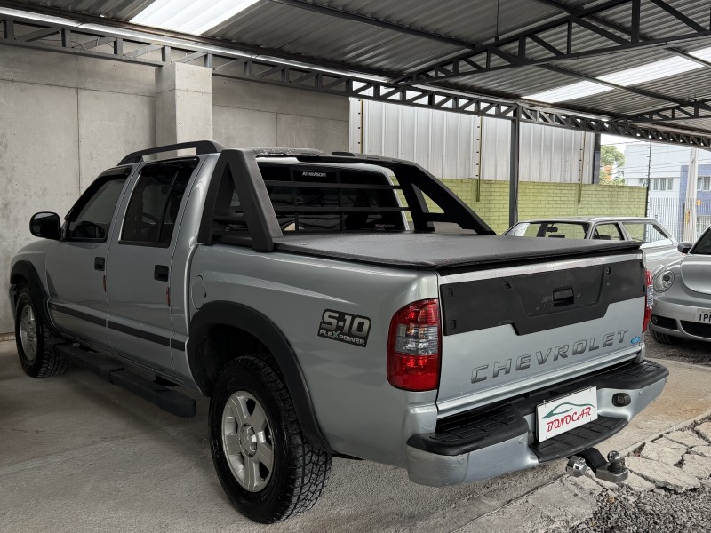 S10 2.4 MPFI ADVANTAGE 4X2 CD 8V FLEX 4P MANUAL - 2010 - CAXIAS DO SUL