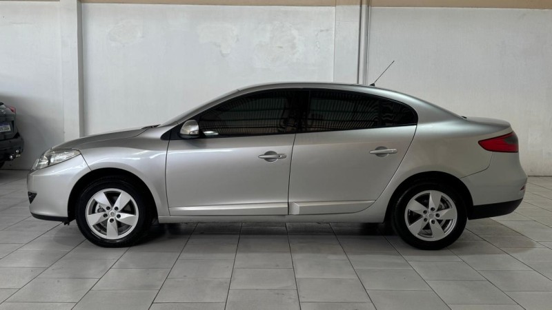 FLUENCE 2.0 DYNAMIQUE 16V FLEX 4P MANUAL - 2013 - ESTâNCIA VELHA