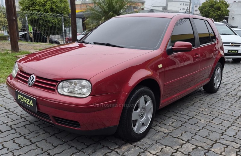 GOLF 1.6 8V GASOLINA 4P MANUAL - 2000 - CAXIAS DO SUL