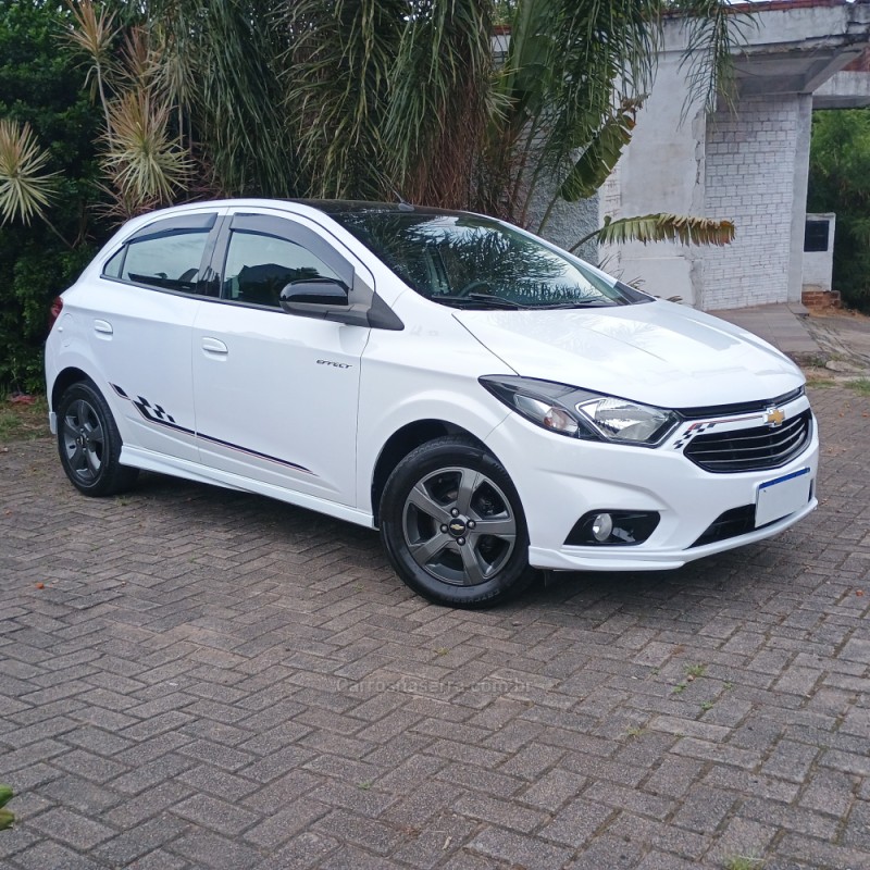 ONIX 1.4 MPFI EFFECT 8V FLEX 4P MANUAL - 2018 - CAMPO BOM