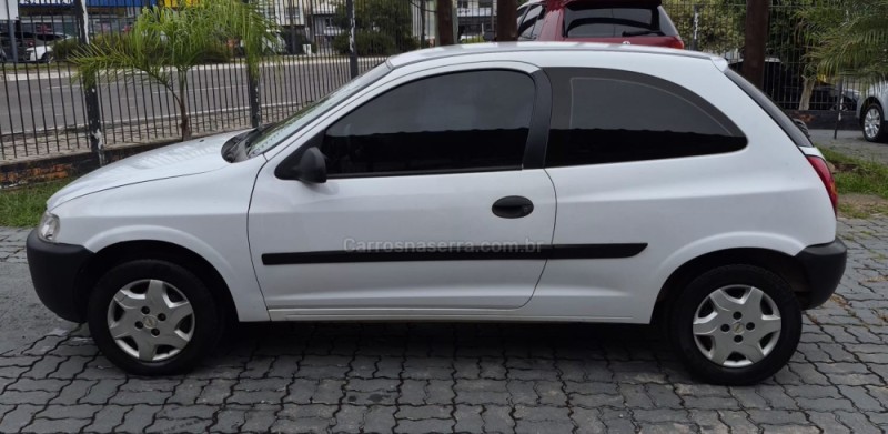 CELTA 1.0 MPFI 8V GASOLINA 2P MANUAL - 2001 - CAXIAS DO SUL
