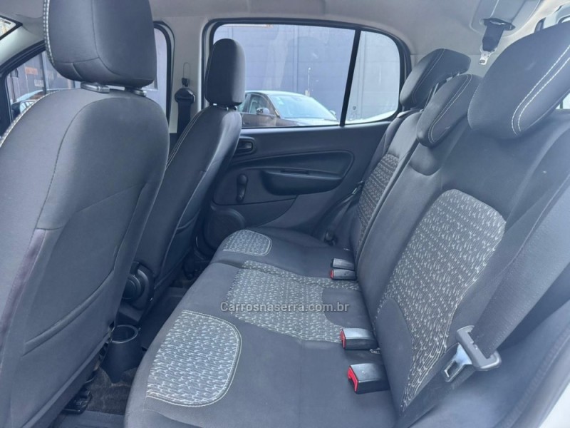 UNO 1.0 EVO ATTRACTIVE 8V FLEX 4P MANUAL - 2021 - TORRES