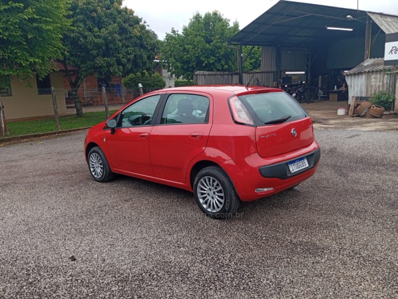 PUNTO 1.4 ATTRACTIVE ITALIA 8V FLEX 4P MANUAL - 2013 - PICADA CAFé