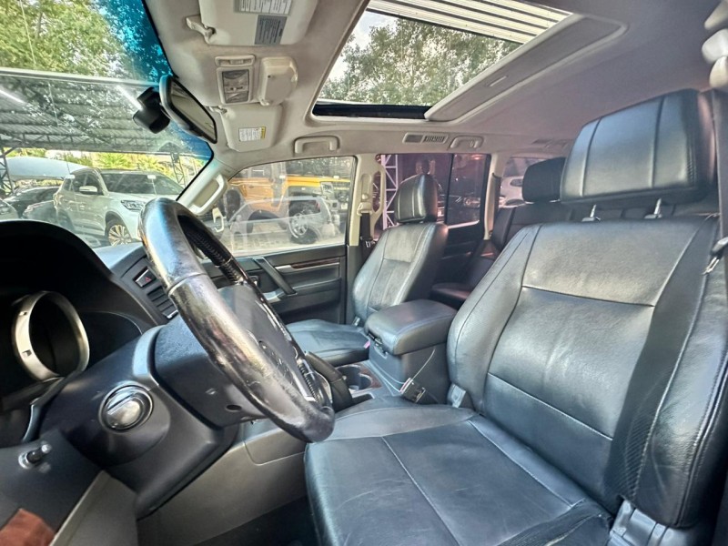 PAJERO FULL 3.2 HPE 4X4 16V TURBO INTERCOOLER DIESEL 4P AUTOMÁTICO - 2014 - DOIS IRMãOS