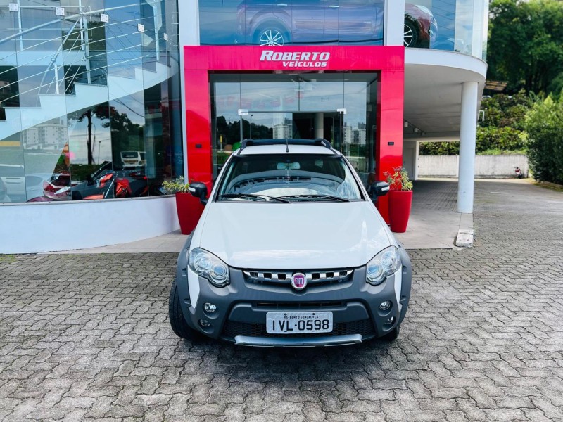 STRADA 1.8 MPI ADVENTURE CD 16V FLEX 3P MANUAL - 2014 - BENTO GONçALVES