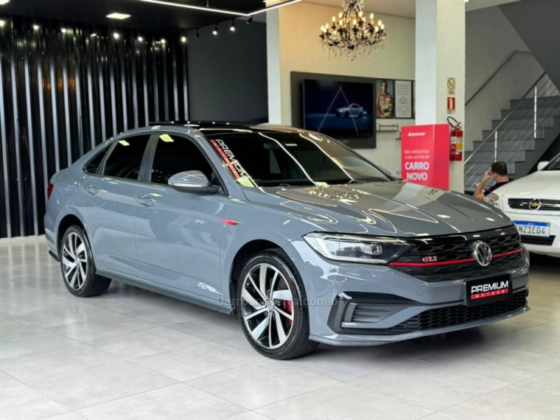 jetta 2.0 16v tsi gli 350 gasolina 4p automatico 2019 dois irmaos