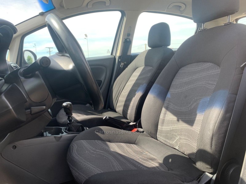 PUNTO 1.4 ATTRACTIVE ITALIA 8V FLEX 4P MANUAL - 2012 - SANTA CRUZ DO SUL