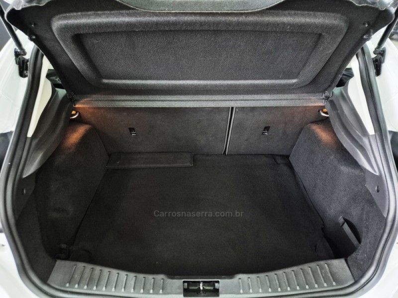 FOCUS 2.0 TITANIUM PLUS HATCH 16V FLEX 4P AUTO - 2018 - CAXIAS DO SUL