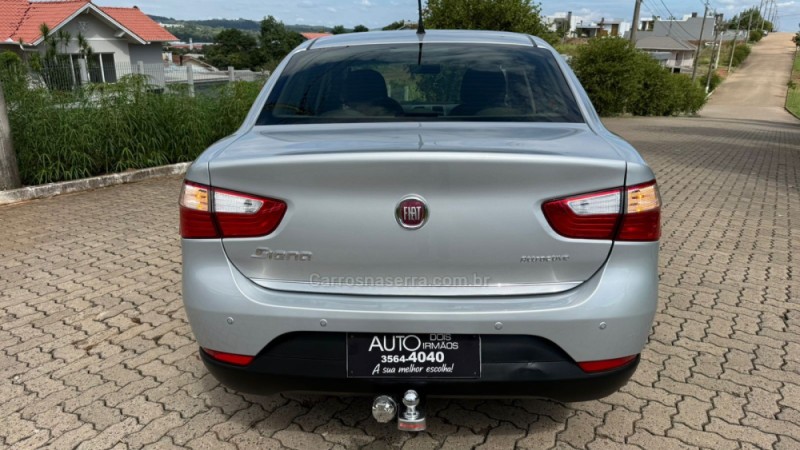 SIENA 1.4 MPI ATTRACTIVE 8V FLEX 4P MANUAL - 2016 - DOIS IRMãOS