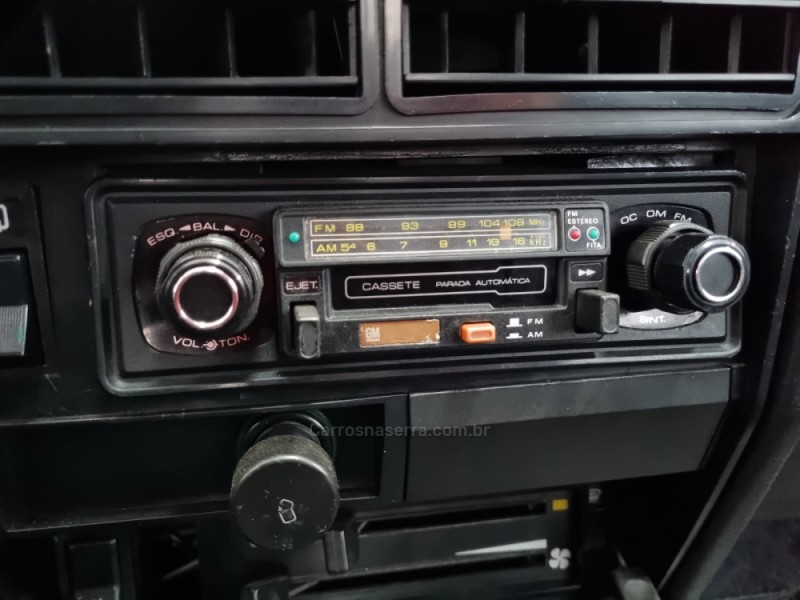 OPALA 2.5 DIPLOMATA 8V GASOLINA 4P MANUAL - 1982 - VACARIA