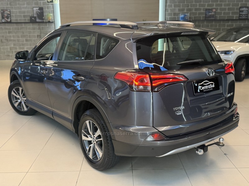 RAV4 2.0 4X2 16V GASOLINA 4P AUTOMÁTICO - 2018 - CARLOS BARBOSA