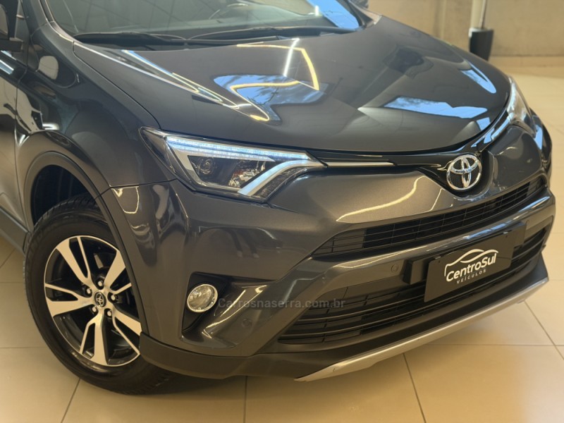 RAV4 2.0 4X2 16V GASOLINA 4P AUTOMÁTICO - 2018 - CARLOS BARBOSA