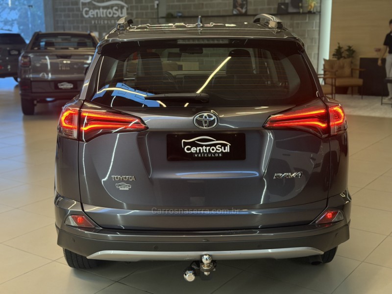 RAV4 2.0 4X2 16V GASOLINA 4P AUTOMÁTICO - 2018 - CARLOS BARBOSA
