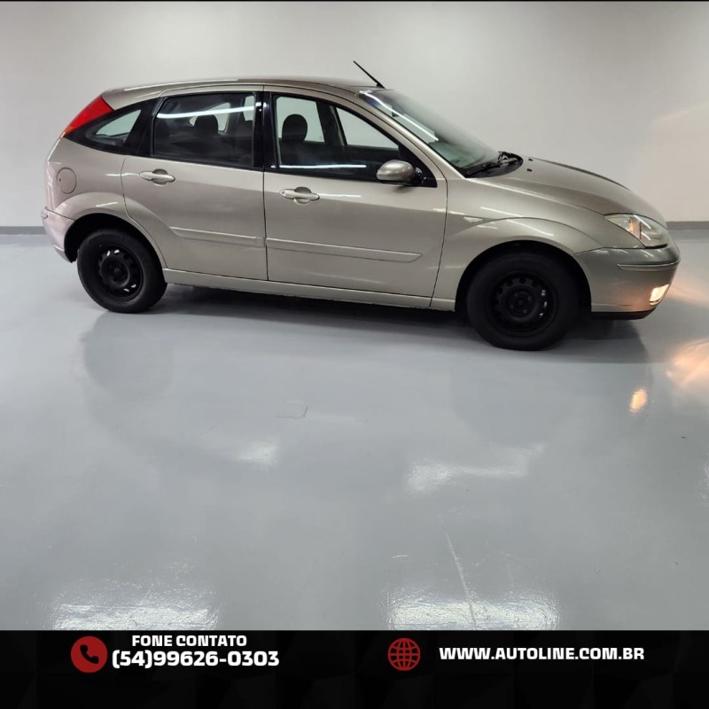 FOCUS 1.6 GLX 8V FLEX 4P MANUAL - 2005 - BENTO GONçALVES