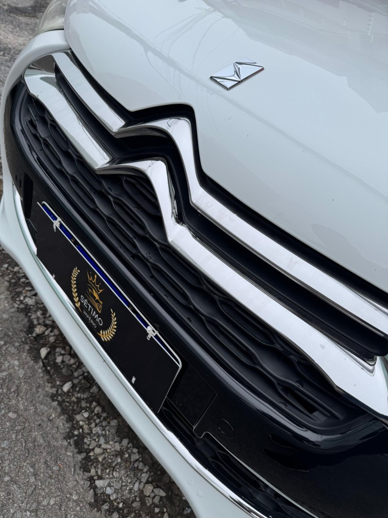 DS4 1.6 THP GASOLINA 4P AUTOMÁTICO - 2014 - CAXIAS DO SUL