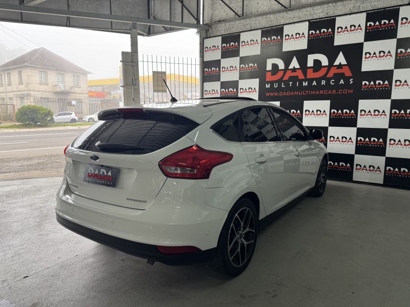 FOCUS 2.0 TITANIUM PLUS HATCH 16V FLEX 4P AUTO - 2018 - CAXIAS DO SUL