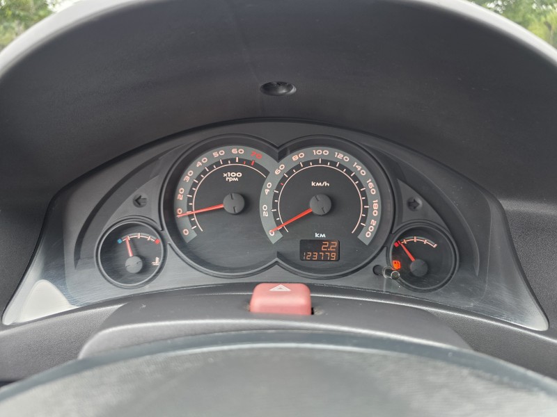 CELTA 1.0 MPFI SPIRIT 8V FLEX 4P MANUAL - 2011 - BENTO GONçALVES