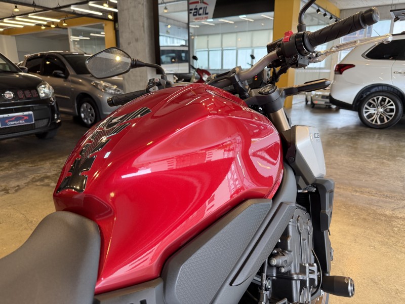 CB 650R E-CLUTCH - 2020 - BENTO GONçALVES