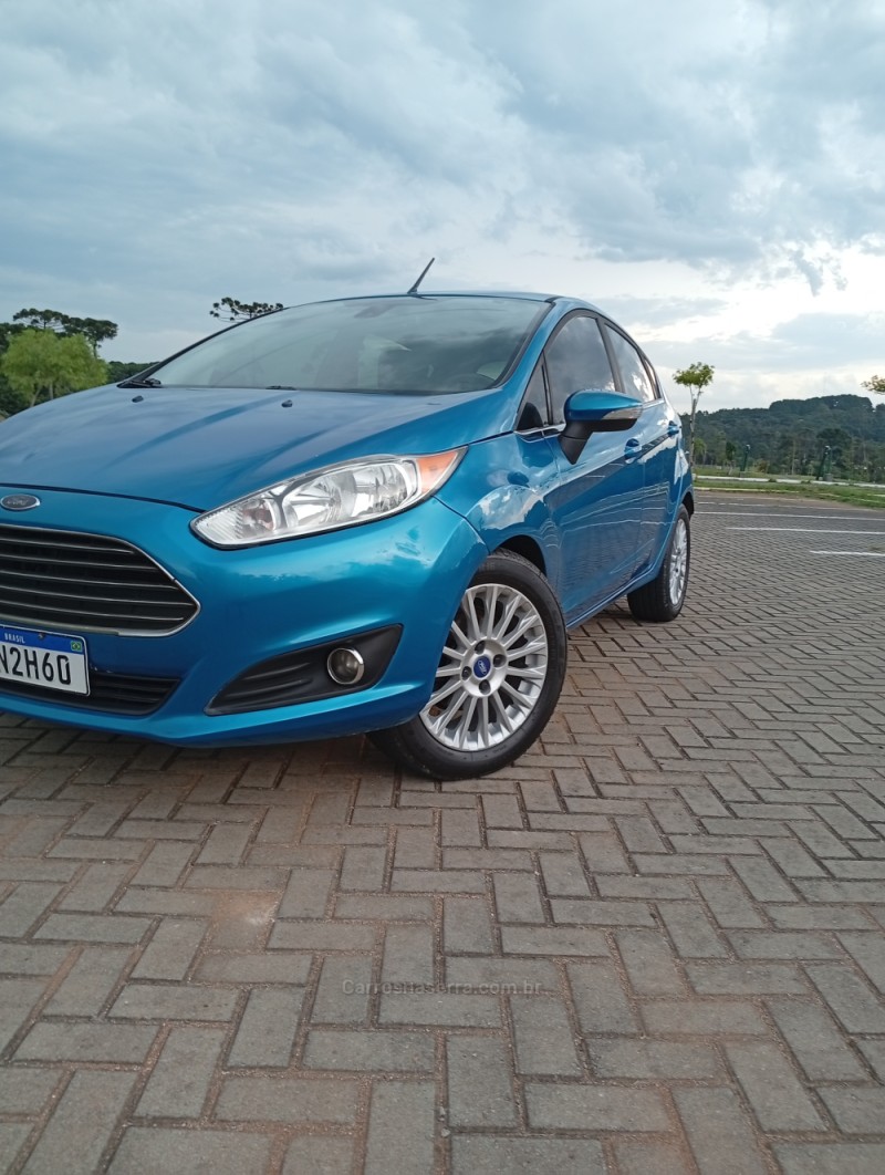 FIESTA 1.6 TITANIUM HATCH 16V FLEX 4P AUTOMÁTICO - 2014 - CAXIAS DO SUL