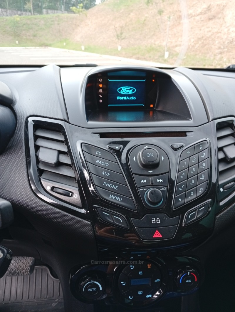 FIESTA 1.6 TITANIUM HATCH 16V FLEX 4P AUTOMÁTICO - 2014 - CAXIAS DO SUL