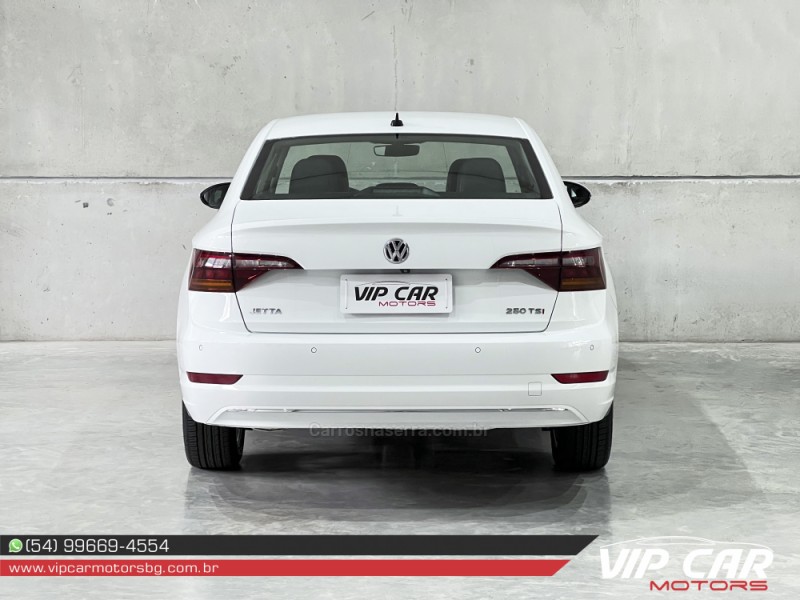 JETTA 1.4 16V TSI COMFORTLINE FLEX 4P TIPTRONIC - 2018 - FARROUPILHA