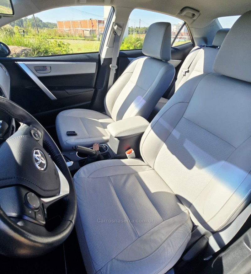 COROLLA 2.0 XEI 16V FLEX 4P AUTOMÁTICO - 2018 - LAJEADO