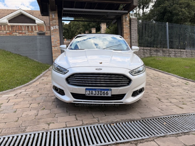 FUSION 2.0 TITANIUM FWD 16V GASOLINA 4P AUTOMÁTICO - 2014 - CAXIAS DO SUL